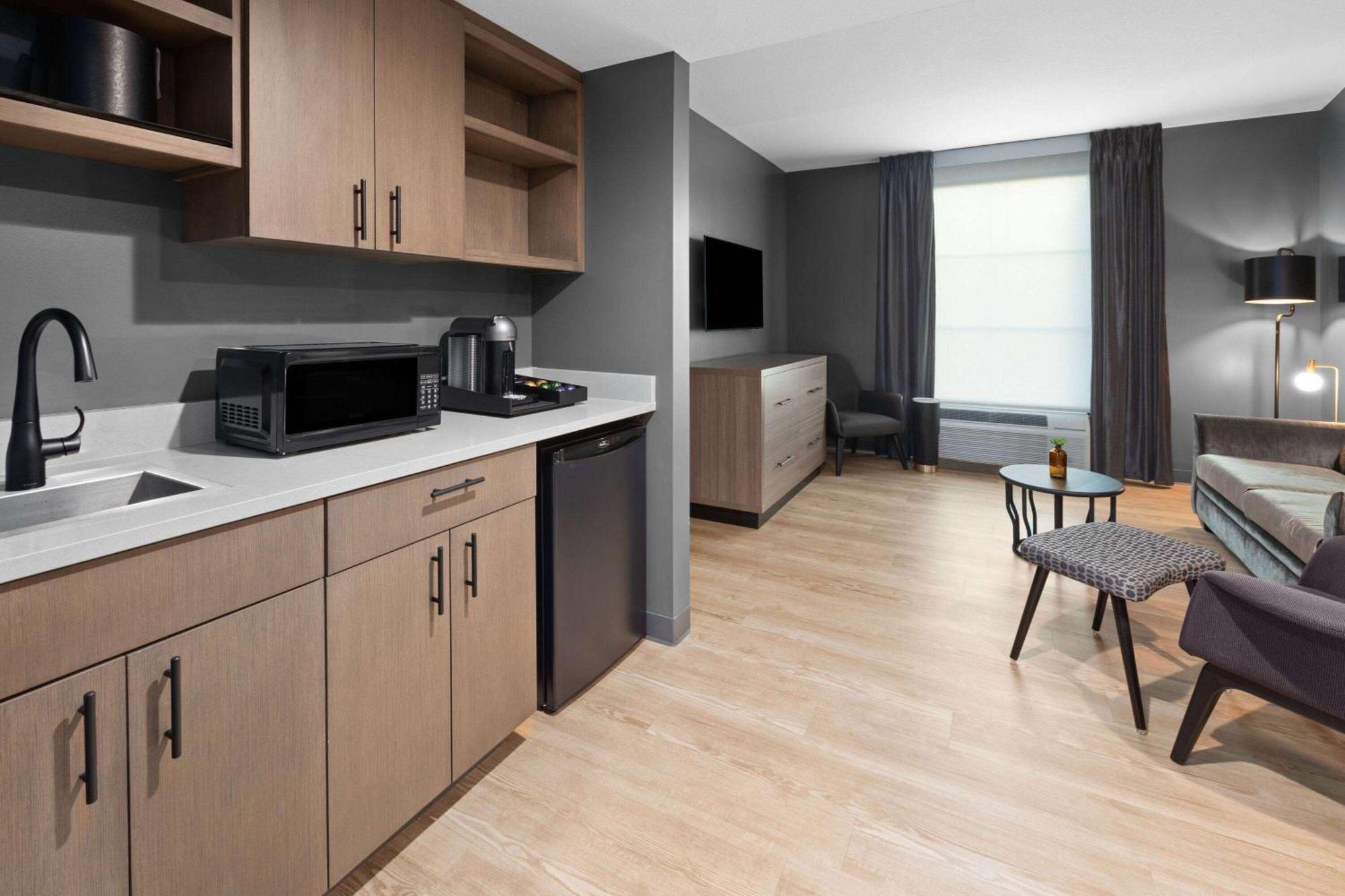 אשטבולה Riverbend Hotel And Suites, Trademark Collection By Wyndham מראה חיצוני תמונה